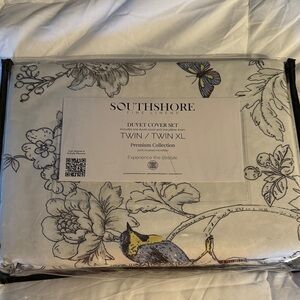 South Shore linens Floral Duvet Cover Set - Twin/Twin XL - White and Gray